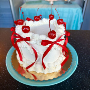 Valentine's Vintage Heart Cake